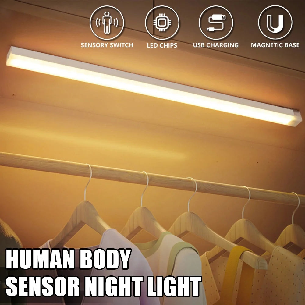 Wireless LED under-cabinet light – for closets and wardrobes