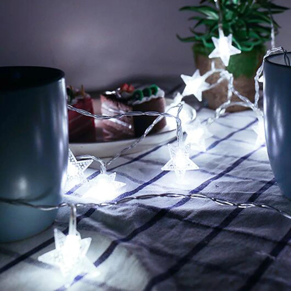 Twinkling star string lights – for a window or bed frame