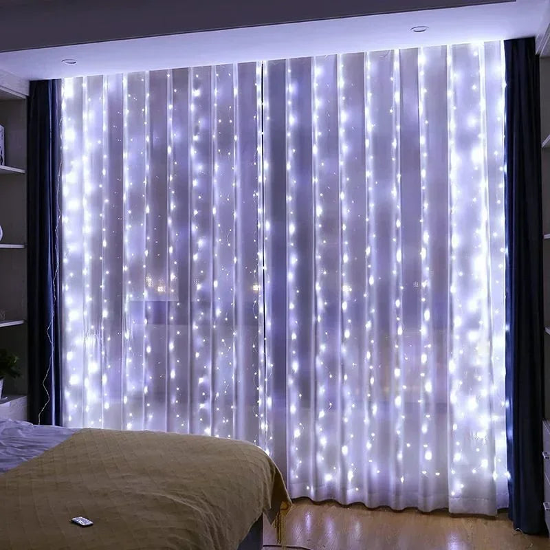 LED curtain string lights with 8 modes – in 8 colors