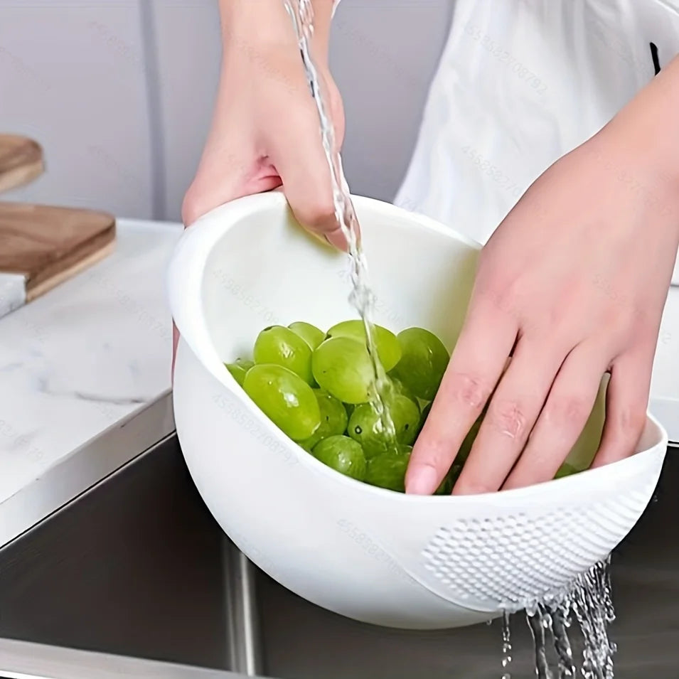 Plastic produce washing and draining basket